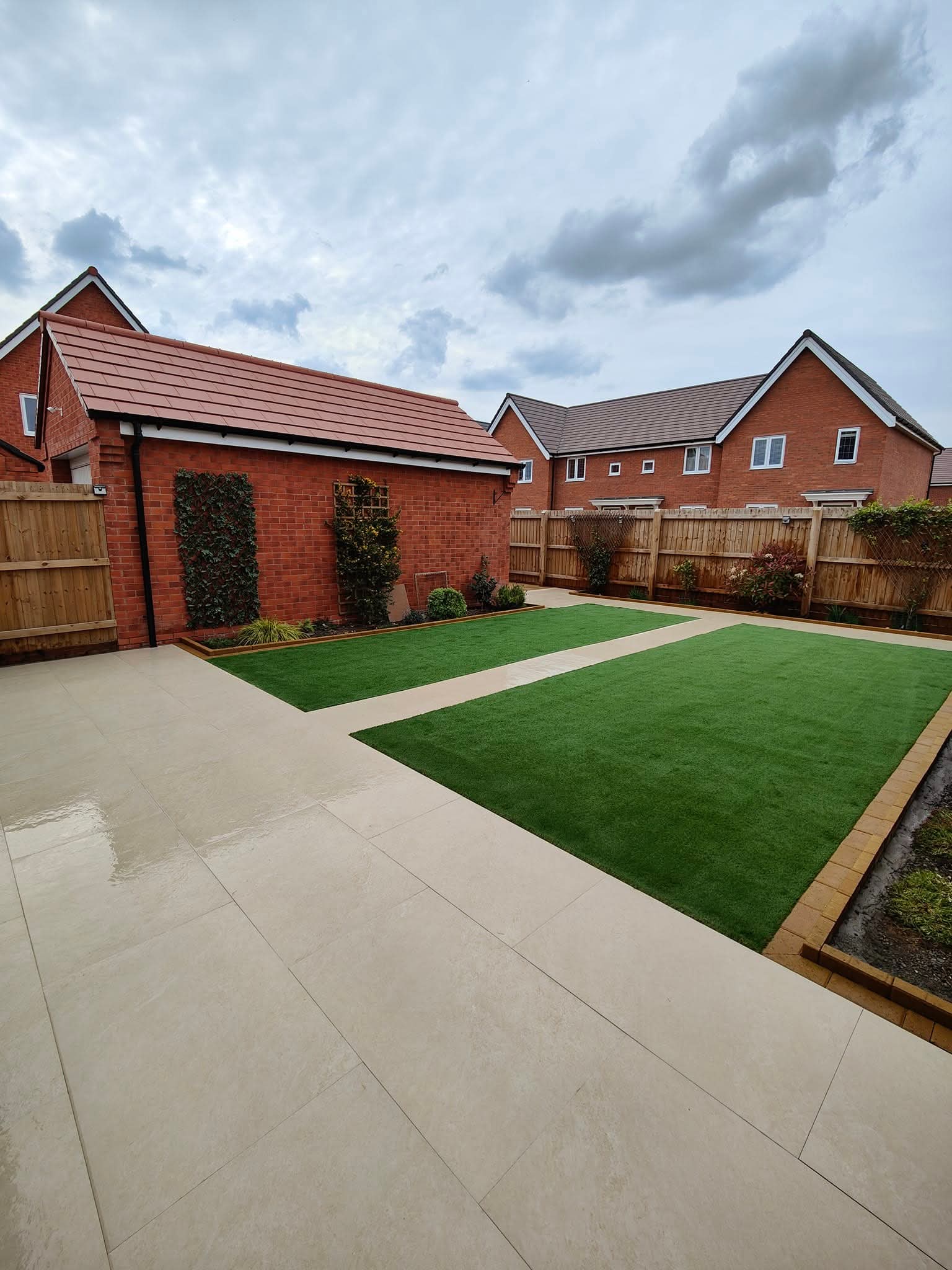 Porcelain _ artificial grass